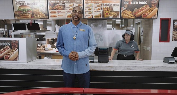 Snoop Dogg presenta los Hot Dogs de Burger King