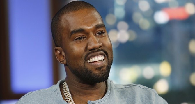 Kanye West debe 53 millones de dólares